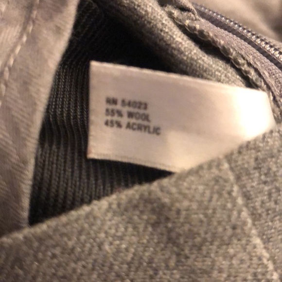 GAP Pants - Picture 5 of 5